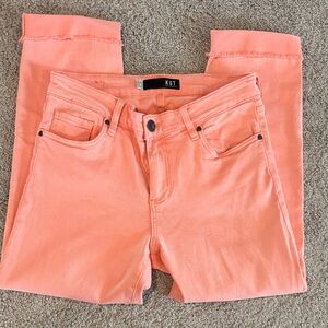 Kut from the Kloth Women's Peach Ankle Jeans.